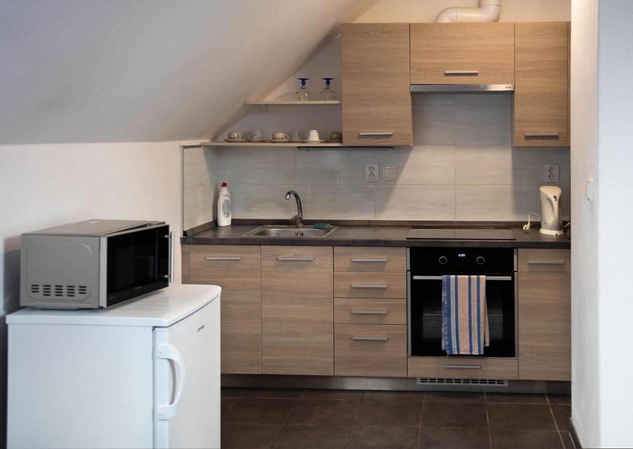 V Sadu Apartment Lysa nad Labem Exterior photo